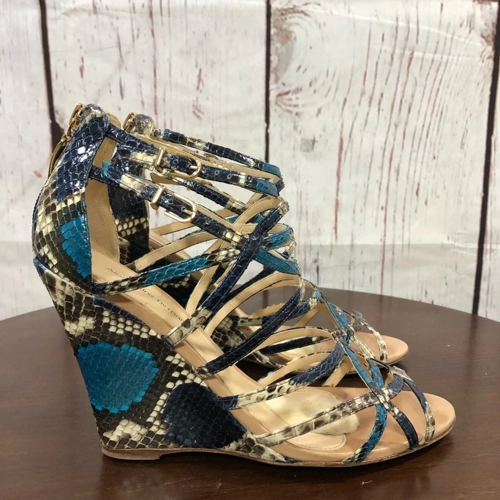 Alexandre Birman eye catching